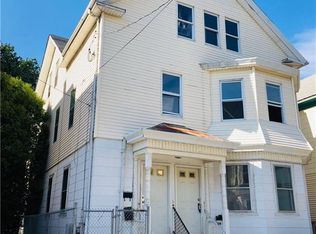 17 Inkerman St, Providence, RI 02908