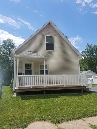 1619 N St Photo 1