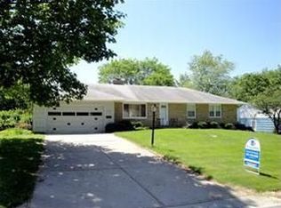 6404 N Walnut St, Gladstone, MO 64118