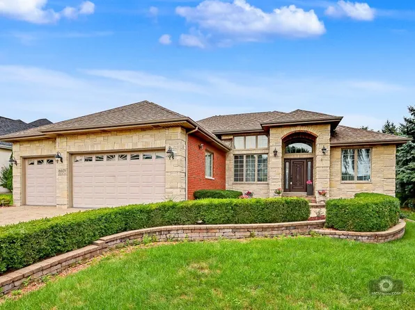16609 Sterling Dr, Lemont, IL 60439