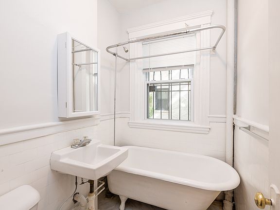 5th image of 49B Worthington St #4