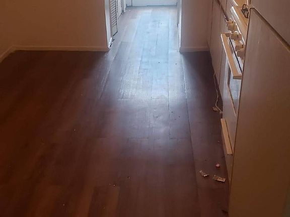 3rd image of 9515 Avenue B Floor 1