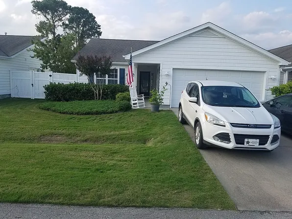 5187 Minnesota Dr, Southport, NC 28461