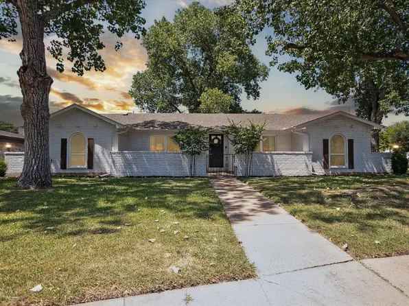 7549 Terry Dr, North Richland Hills, TX 76180