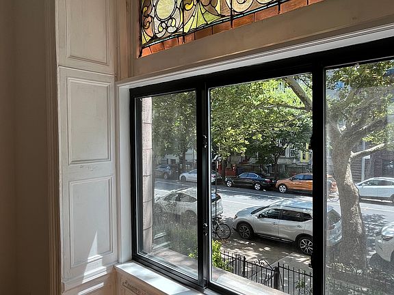 5th image of 643 Saint Marks Ave APT 1