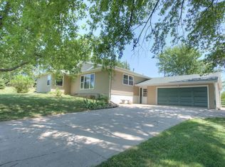 28915 250th St, Neola, IA 51559