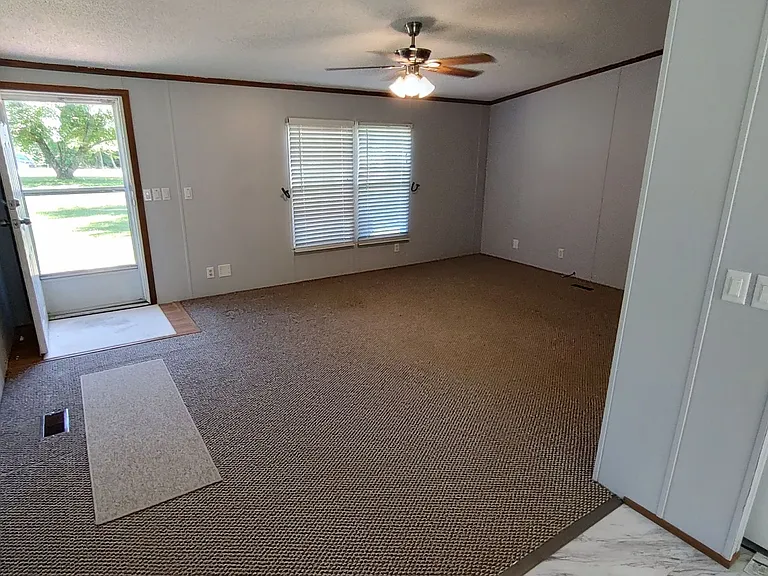 2537 Blockhouse Rd — Photo 3