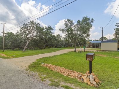 256 NAKOMIS DR, Bandera, TX, 78003