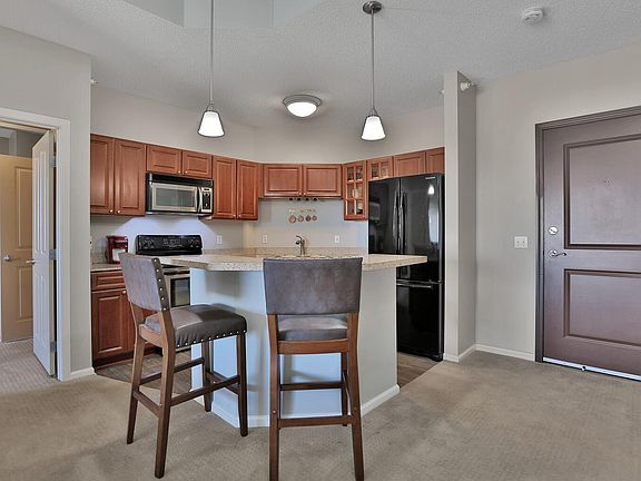 2nd image of 649 Old Highway 8 NW APT 425