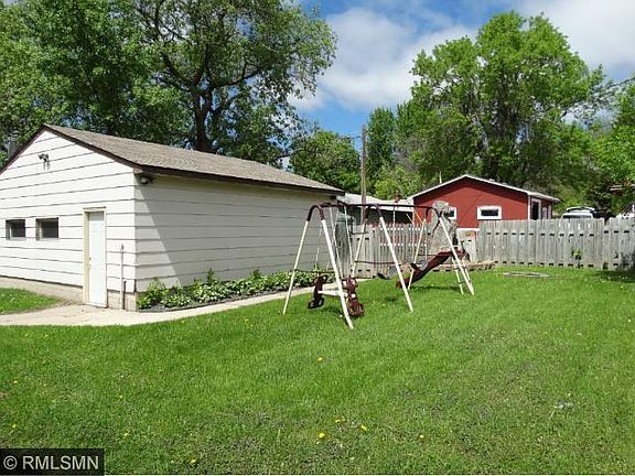 2nd image of 2727 1st Ave E