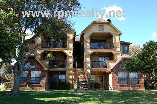 320 Black Oak Cir