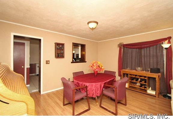 4th image of 9 Wilson Park Dr
