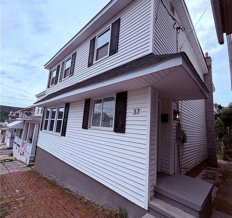1st image of 37 Jones St
