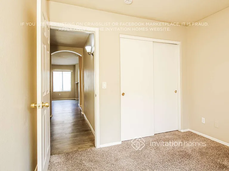 2046 N 90th Ln — Photo 13