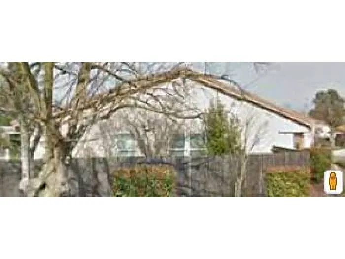 4424 McRoberts Dr photo 1