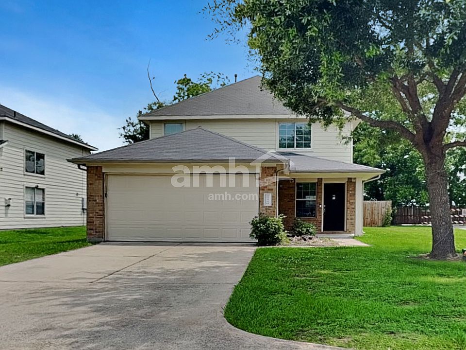 1st image of 22270 Queenbury Hills Dr