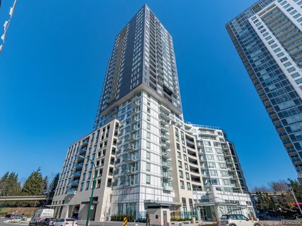 5470 Ormidale St #709, Vancouver, BC V5R 0G6