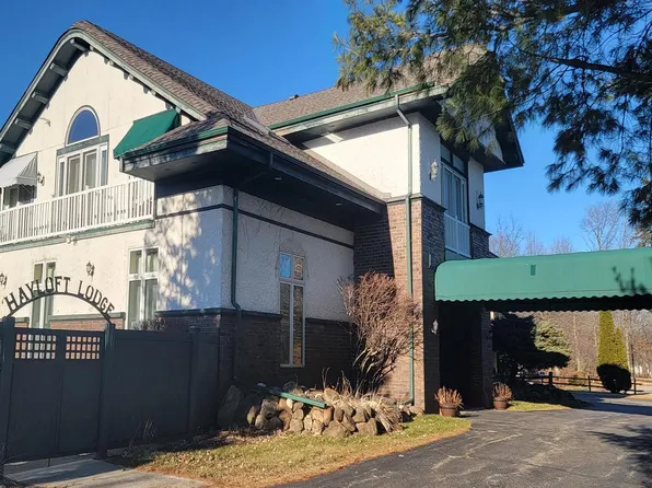 W3216 South Lakeshore DRIVE #4, Lake Geneva, WI 53147