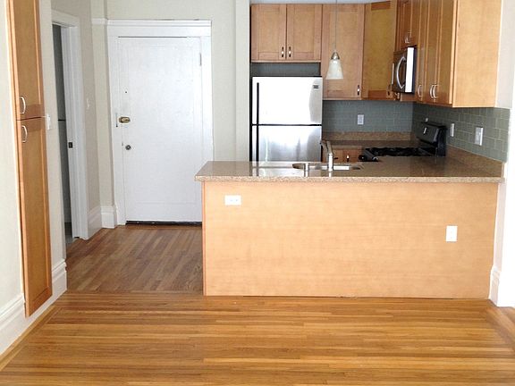 2nd image of 745 Hyde St APT 1