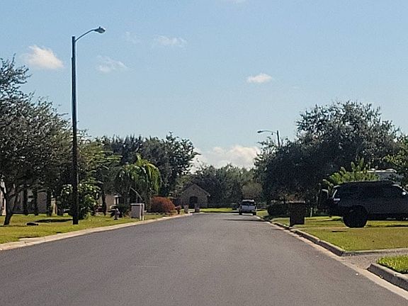 5th image of 512 E Magnolia Ave