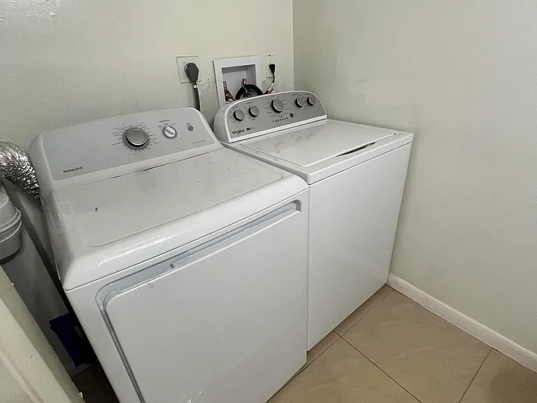 3604 Inlet Cir — Photo 16