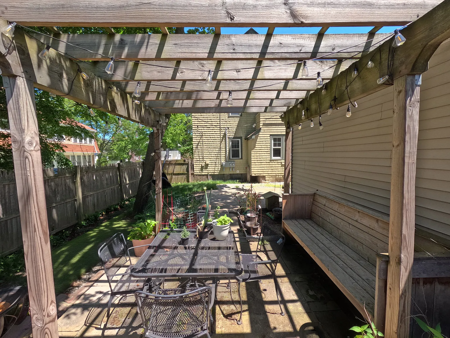 1 bed, 900 sqft, $875 — Photo 3