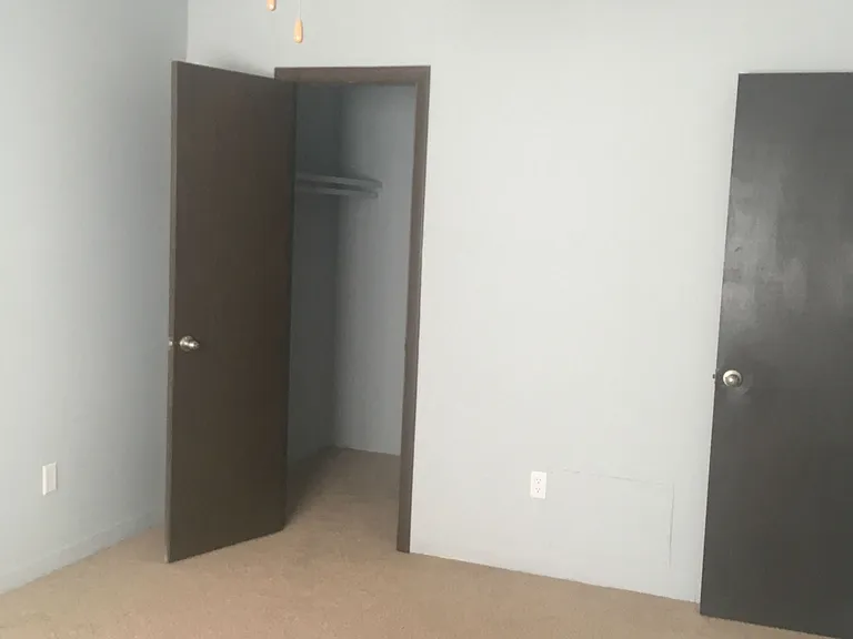 Trenton Place Apartments — Photo 41