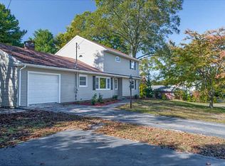 89 Grand Ave, Warwick, RI 02889