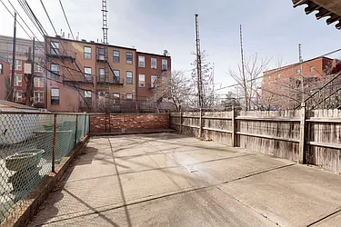 Rented by Engel and Volkers Brownstone Brooklyn