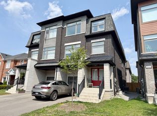 913 Isaac Phillips Way E, Newmarket, ON L3X 2Y9