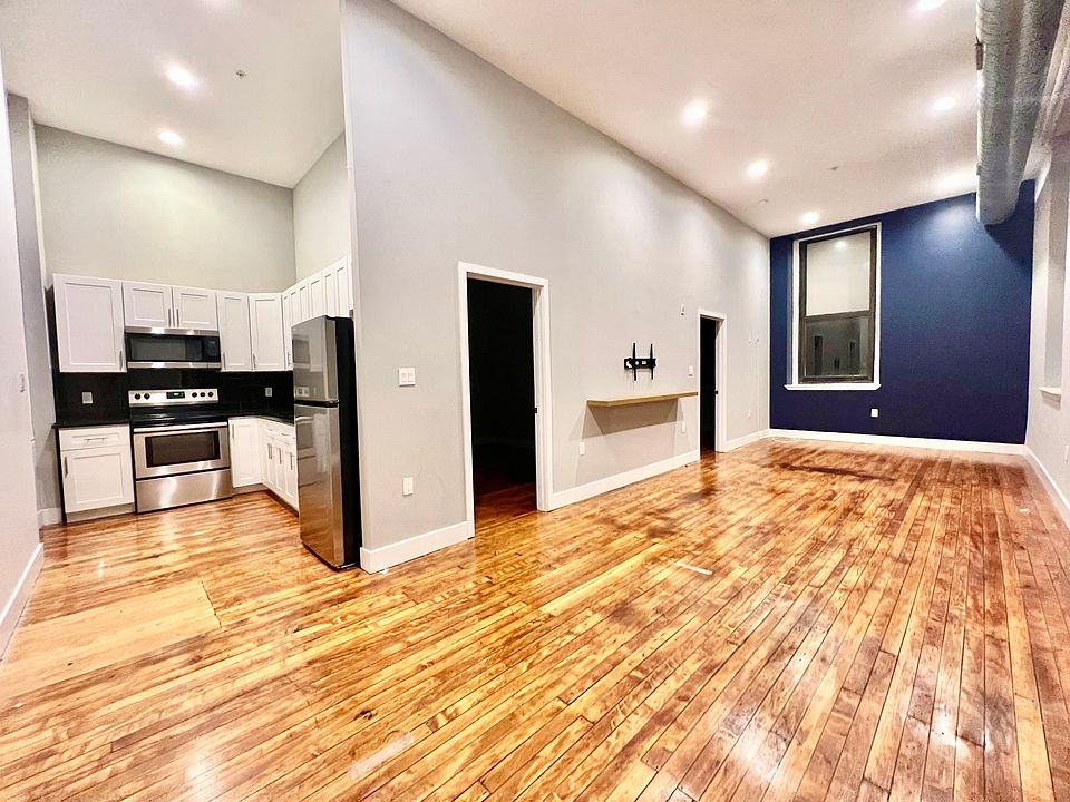 1st image of 1501 S 17th St #1O4