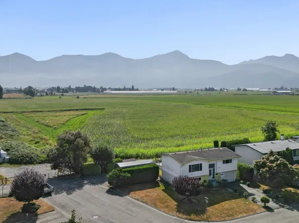 46702 Arbutus Ave, Chilliwack, BC V2P 6P4