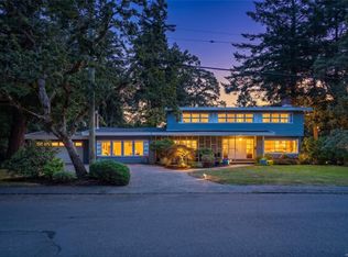 3459 Plymouth Rd, Oak Bay, BC V8P4X6
