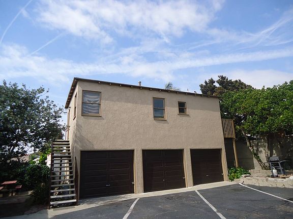 5th image of 618 S Pacific Coast Hwy APT B