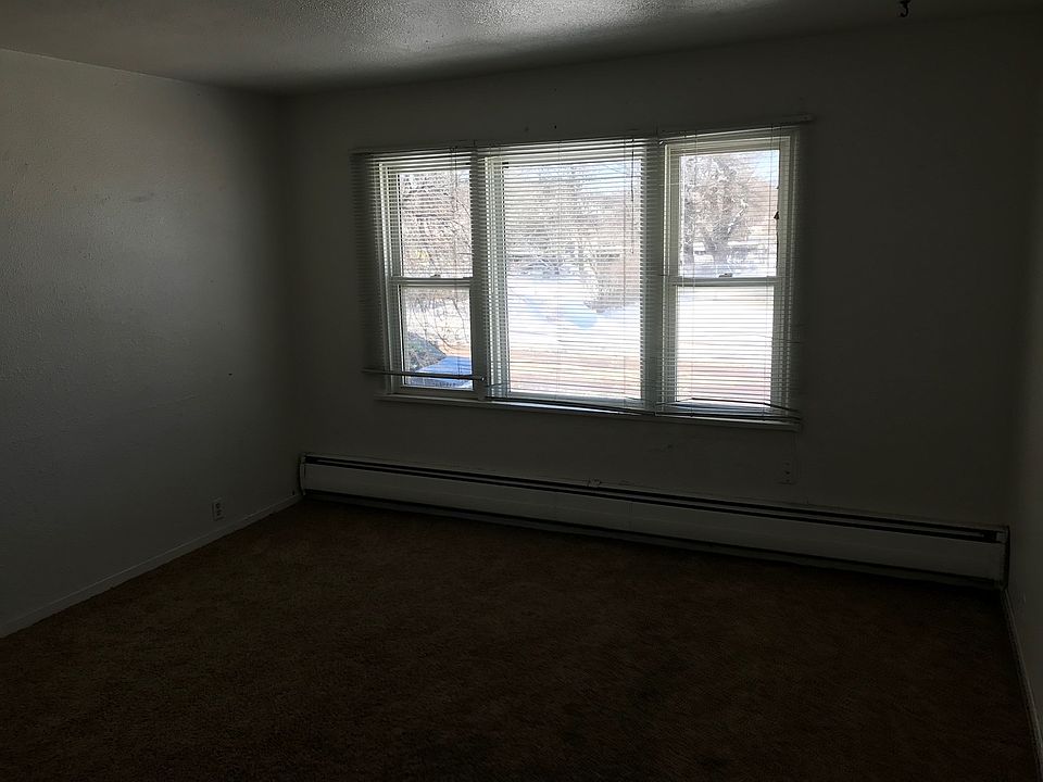 1st image of 107 Ross Ave APT 8