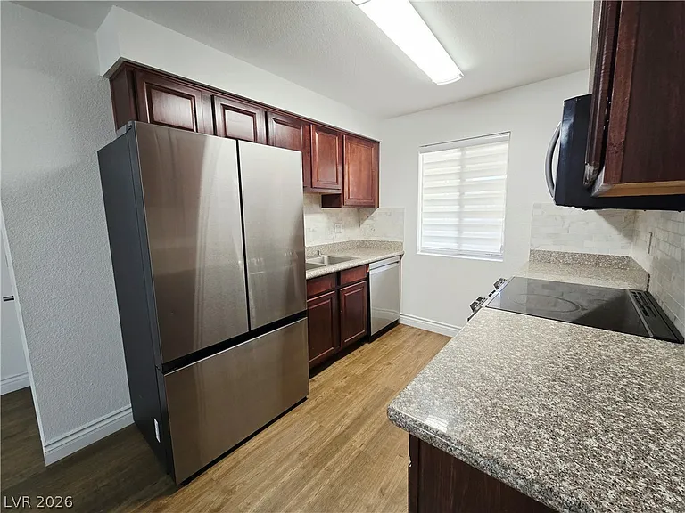 5081 River Glen Dr #104 — Photo 10