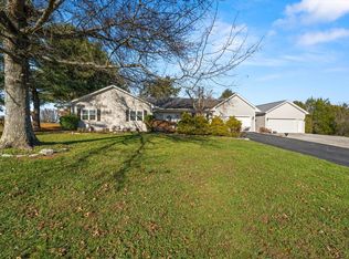 8190 Greenbriar Rd, Talbott, TN 37877