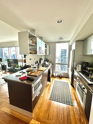 Rented by Addison Property Group | media 8