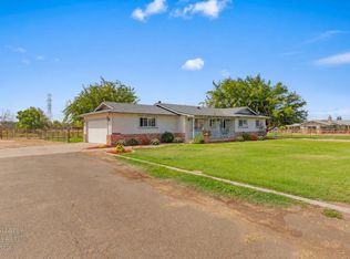 3660 Van Dusen Ave, Riverbank, CA 95367