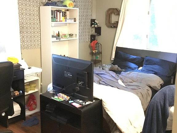 3rd image of 14707 62nd St N APT 3