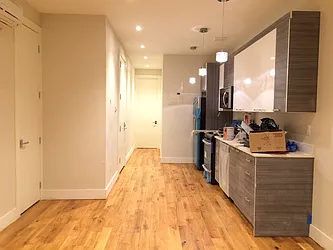 Rented by Uptown Flats LLC