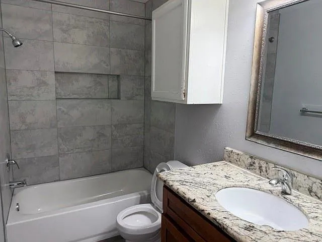 7722 Valera Ln — Photo 11