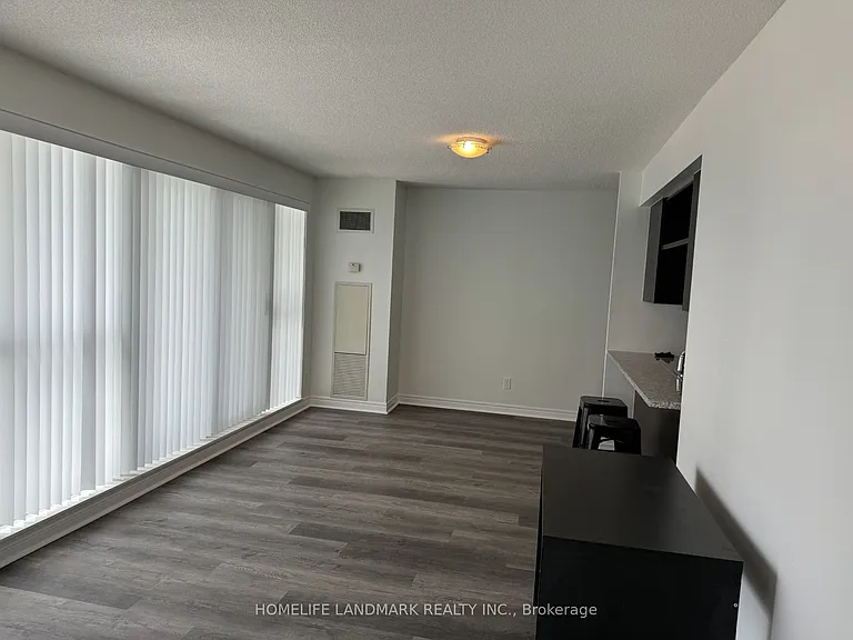 70 Town Centre Ct #2107 — Photo 8