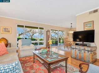 2748 Ptarmigan Dr APT 4, Walnut Creek, CA 94595