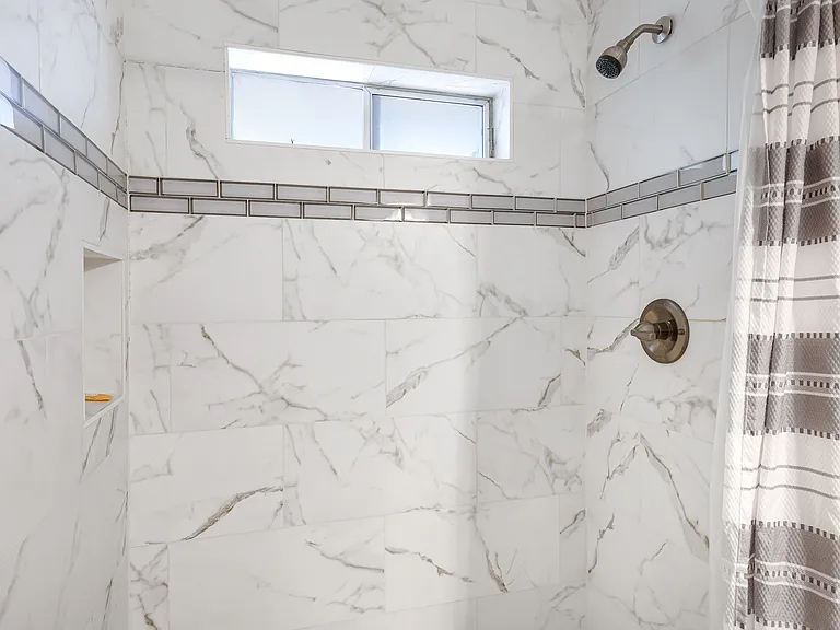 252 S Neely St — Photo 34