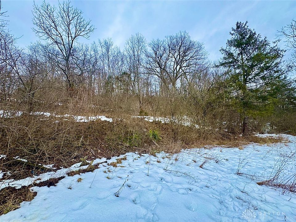 2nd image of 7001 Lower Miamisburg Rd