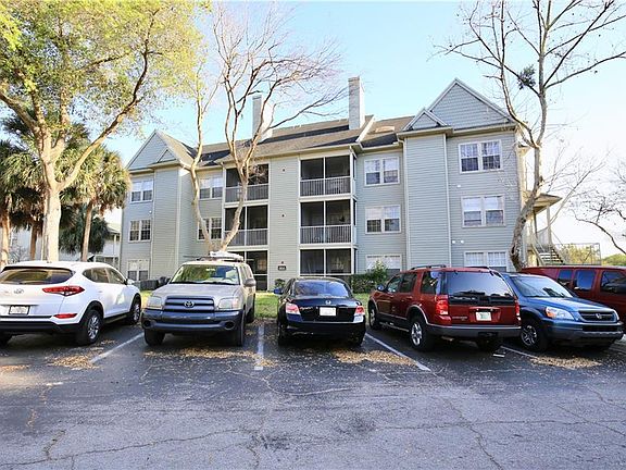 5th image of 6166 Westgate Dr APT 201
