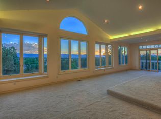 78 Falcon Hills Dr, Highlands Ranch, CO 80126