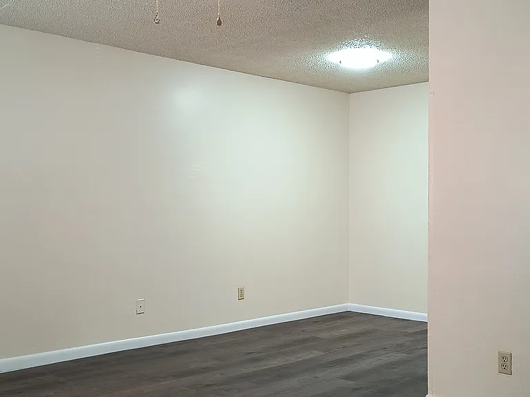 3720 Miramar Dr — Photo 17