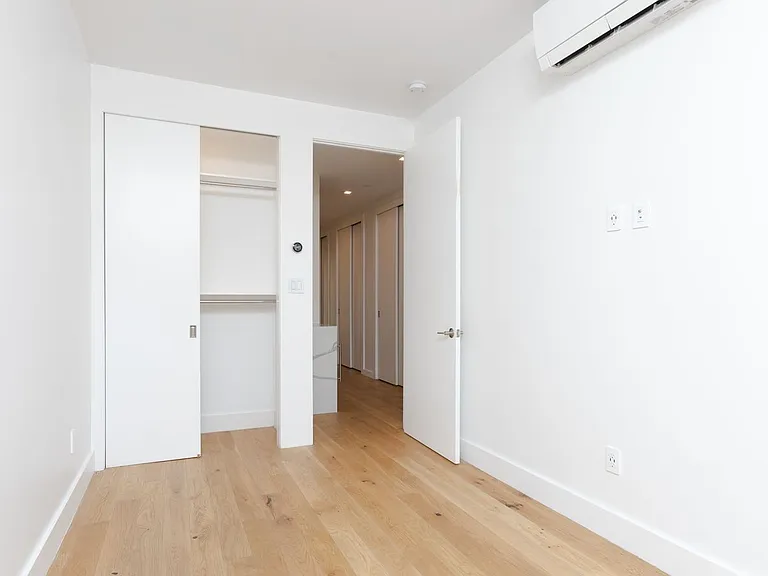 174 1st Ave #PH — Photo 19